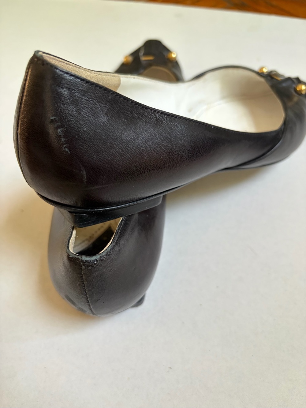 Chanel Lagerfeld Era Collar-Pin Flats with CC Logo Flats - Picture 5 of 7